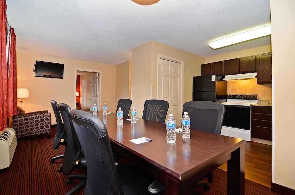 Mainstay Suites Knoxville Airport Alcoa Eksteriør bilde
